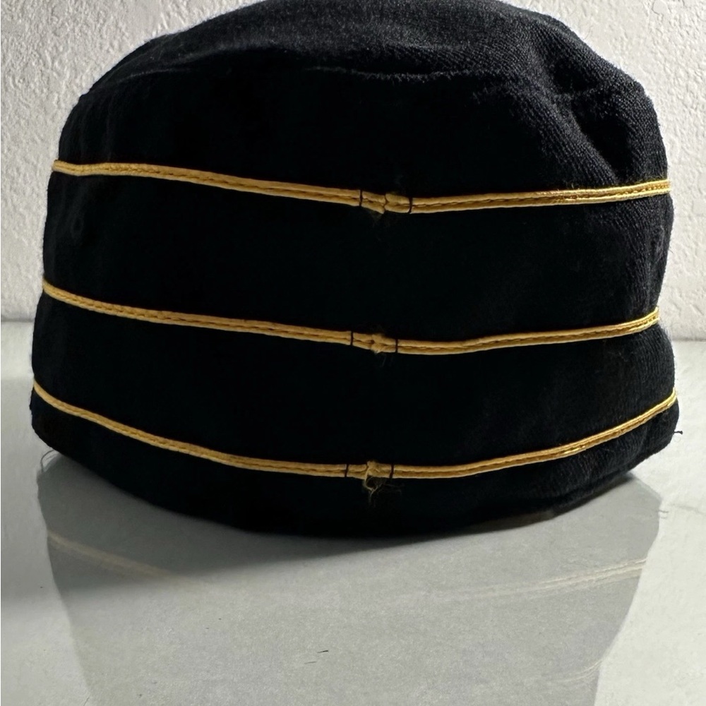 Pittsburgh Pirates Hat Cap Fitted Mens 7 3/8 Black Yellow MLB Baseball Pillbox - Picture 3 of 4